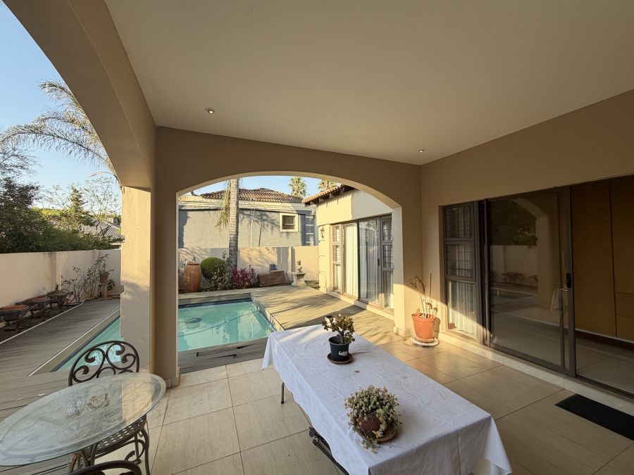 4 Bedroom Property for Sale in Bedfordview Gauteng