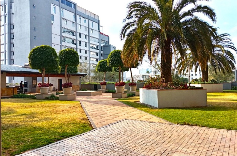 2 Bedroom Property for Sale in Sandton Central Gauteng