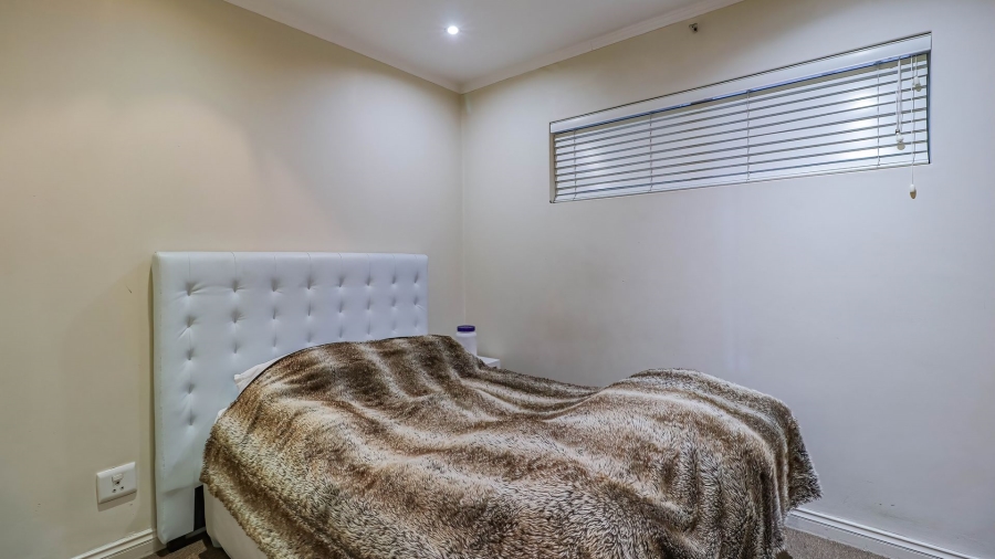 2 Bedroom Property for Sale in Sandton Central Gauteng