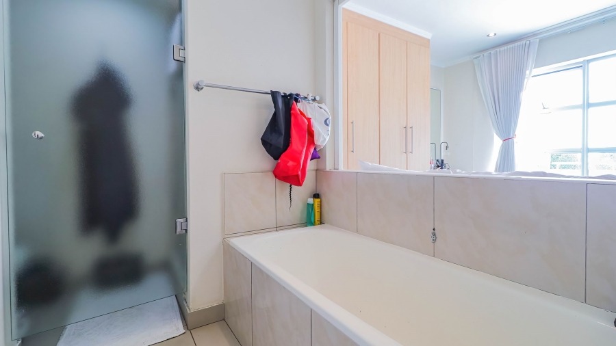2 Bedroom Property for Sale in Sandton Central Gauteng