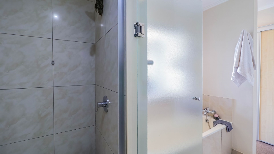 2 Bedroom Property for Sale in Sandton Central Gauteng