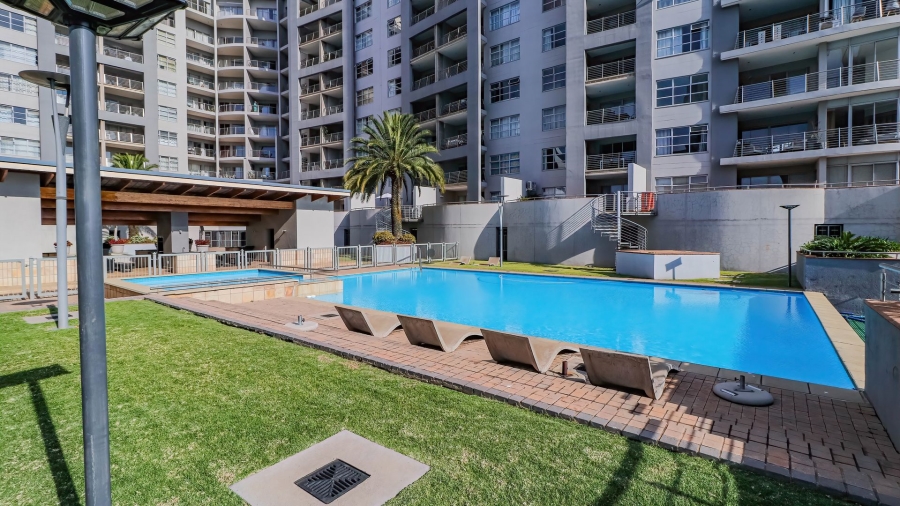 2 Bedroom Property for Sale in Sandton Central Gauteng