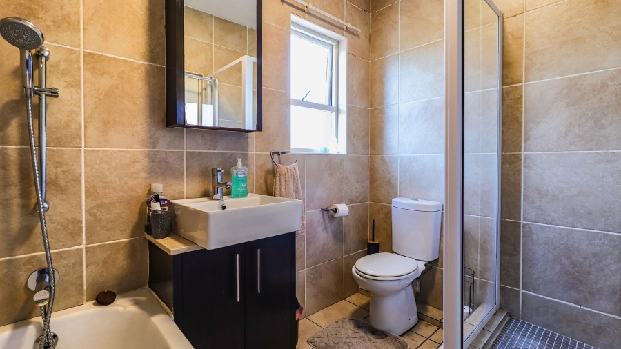 2 Bedroom Property for Sale in Paulshof Gauteng