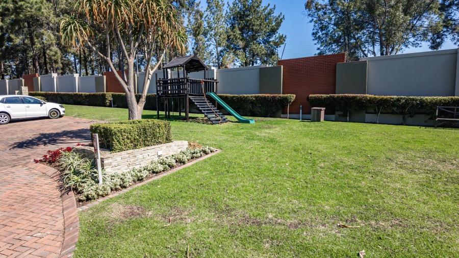 2 Bedroom Property for Sale in Paulshof Gauteng