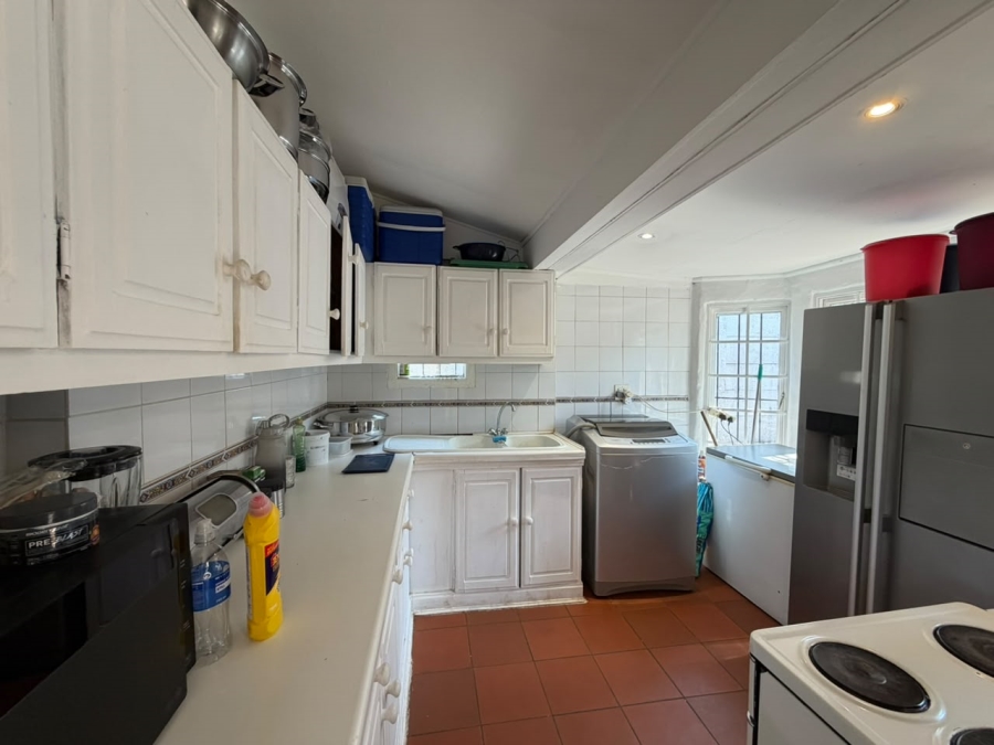 6 Bedroom Property for Sale in Brixton Gauteng