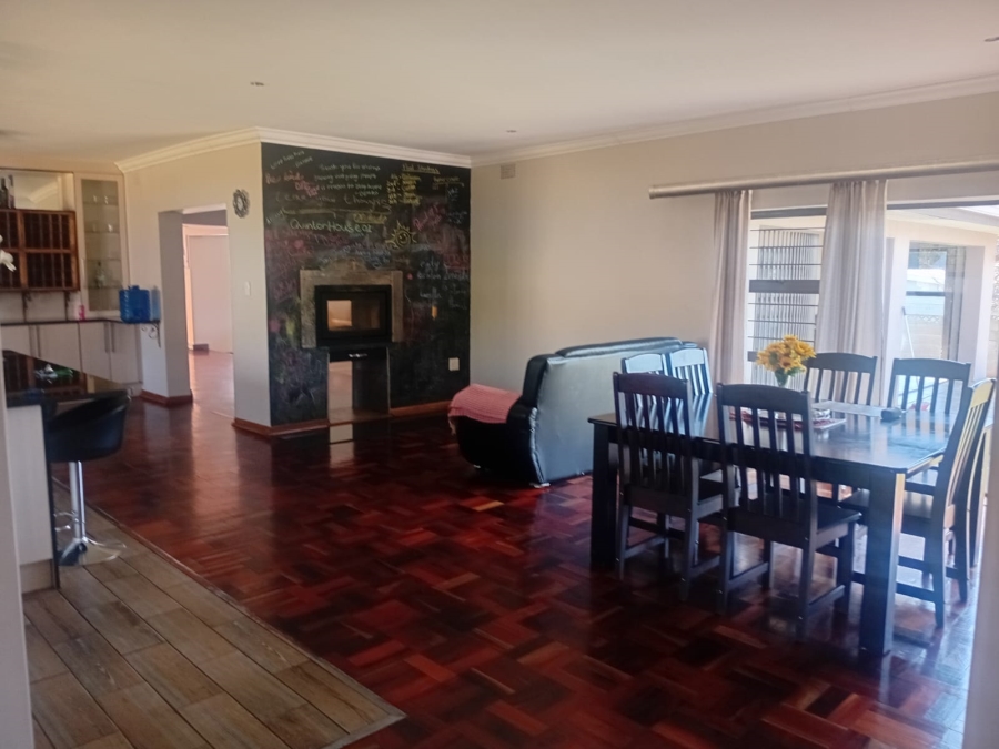 To Let 4 Bedroom Property for Rent in Kenmare Gauteng