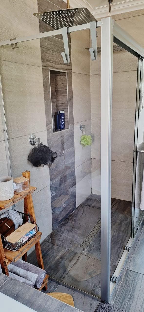 To Let 4 Bedroom Property for Rent in Kenmare Gauteng