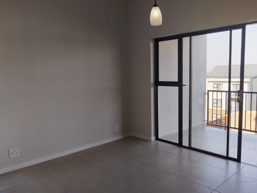 To Let 3 Bedroom Property for Rent in Mulbarton Gauteng