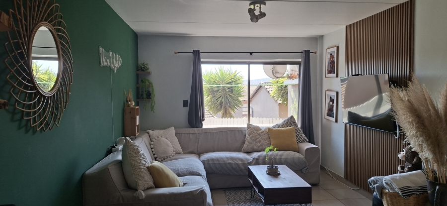 2 Bedroom Property for Sale in Sugar Bush Estate Gauteng