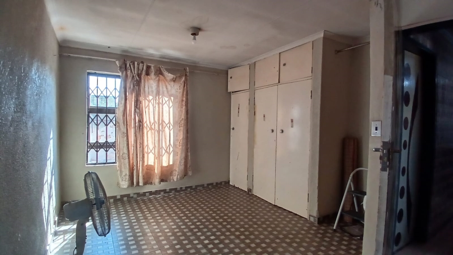2 Bedroom Property for Sale in Kagiso Gauteng