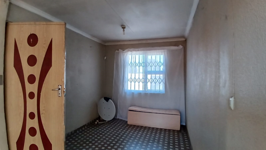 2 Bedroom Property for Sale in Kagiso Gauteng