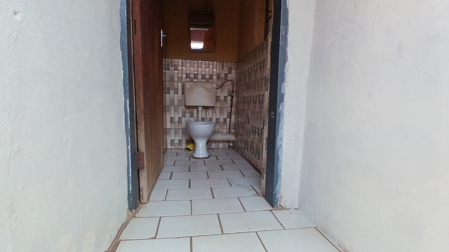 2 Bedroom Property for Sale in Kagiso Gauteng