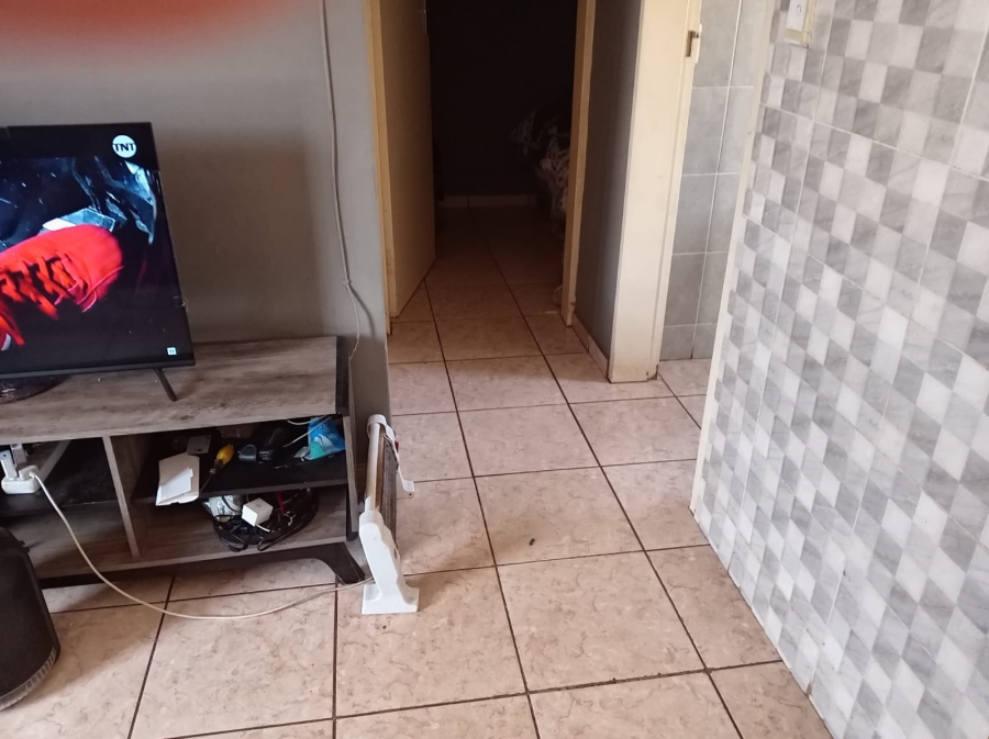 2 Bedroom Property for Sale in Bram Fischerville Gauteng