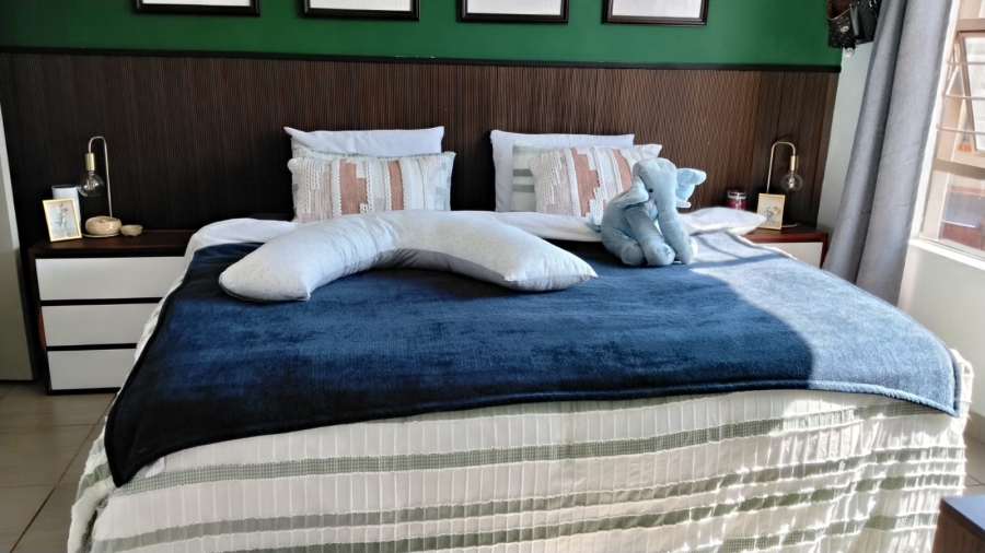 2 Bedroom Property for Sale in Sugar Bush Estate Gauteng