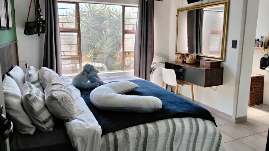 2 Bedroom Property for Sale in Sugar Bush Estate Gauteng