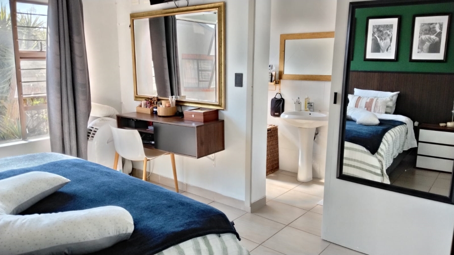 2 Bedroom Property for Sale in Sugar Bush Estate Gauteng