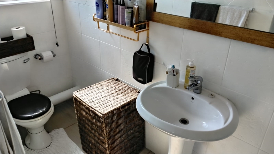 2 Bedroom Property for Sale in Sugar Bush Estate Gauteng