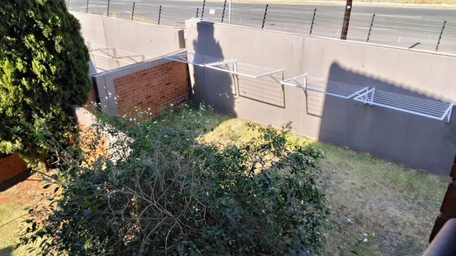 2 Bedroom Property for Sale in Sugar Bush Estate Gauteng
