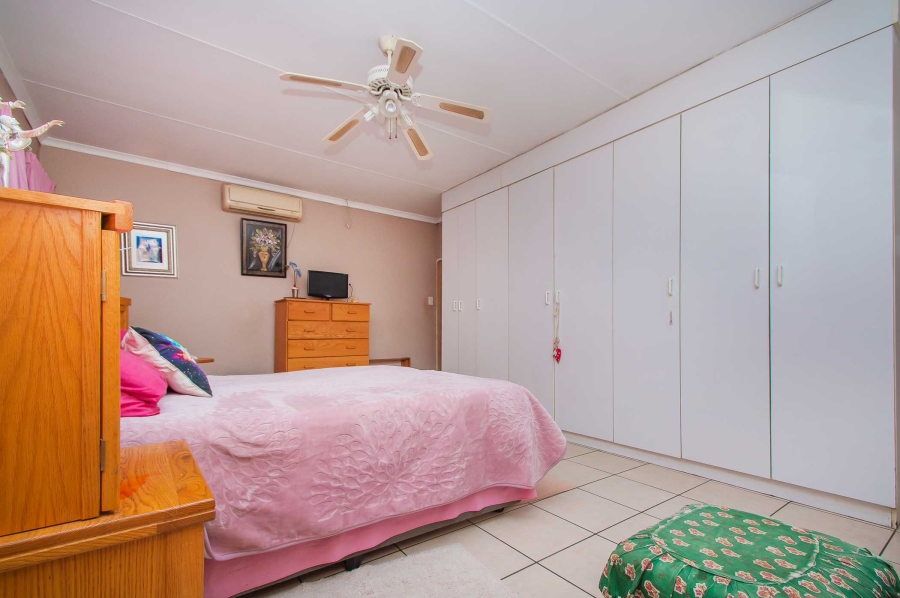 3 Bedroom Property for Sale in Florida Gauteng