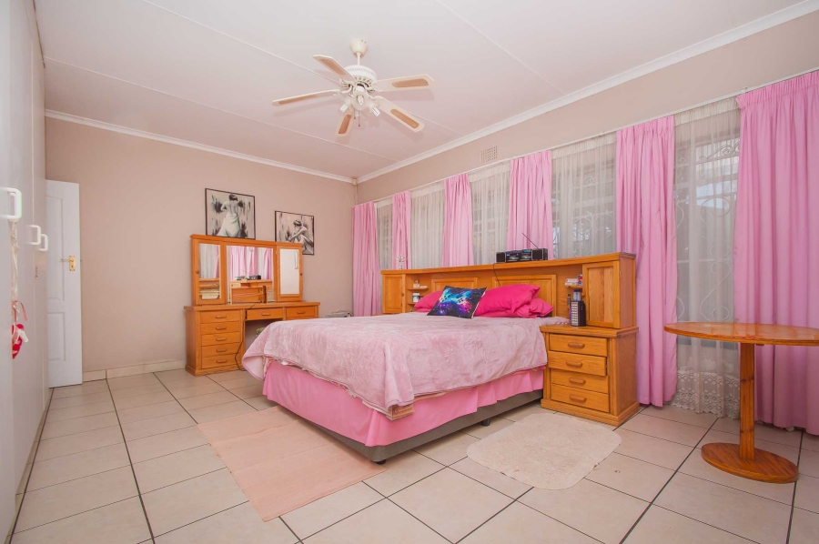 3 Bedroom Property for Sale in Florida Gauteng