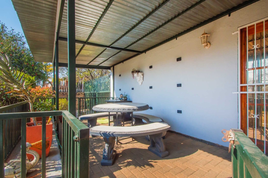 3 Bedroom Property for Sale in Florida Gauteng
