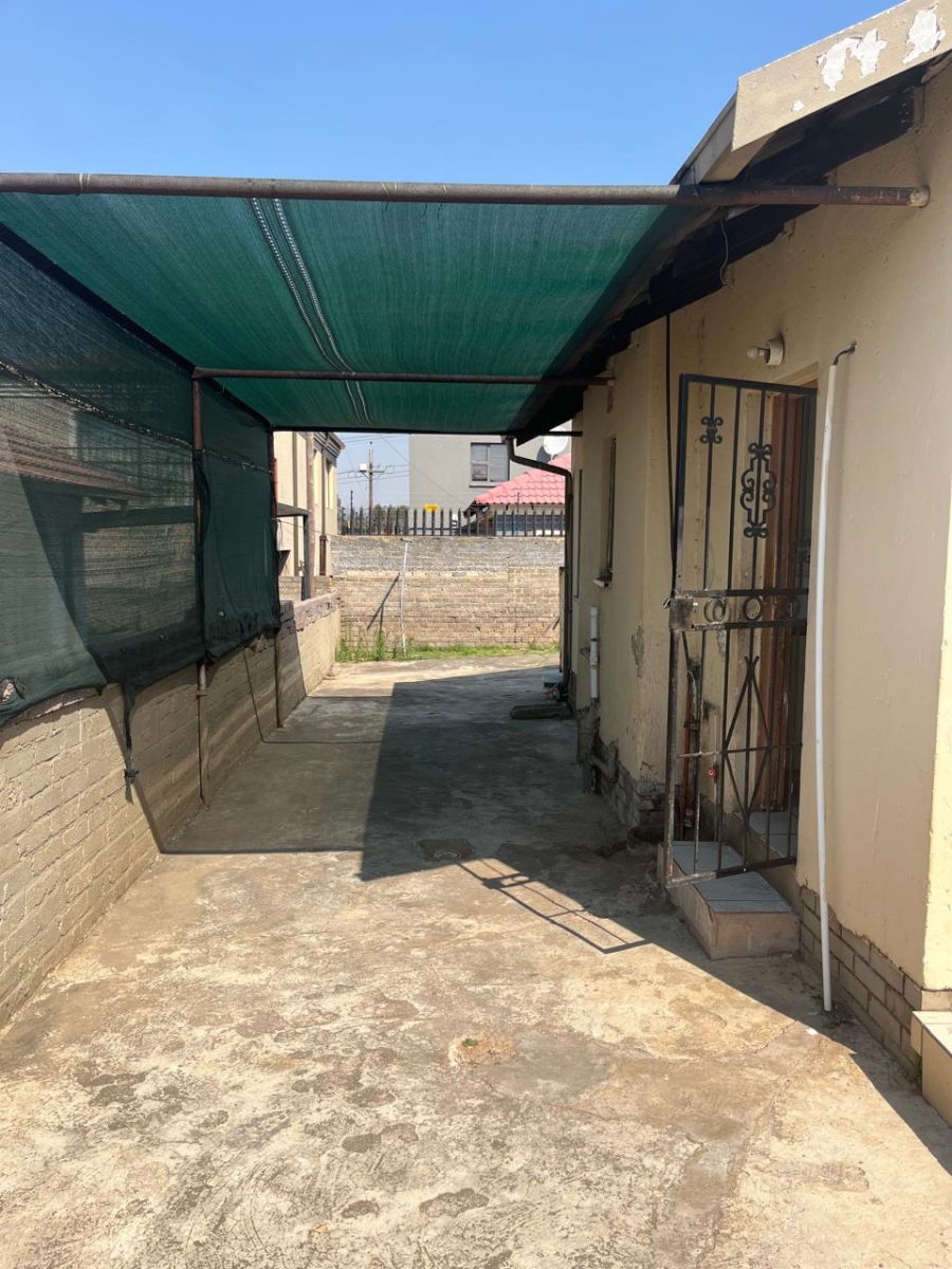 2 Bedroom Property for Sale in Riverlea Gauteng