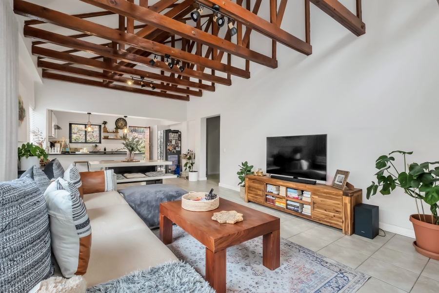 To Let 2 Bedroom Property for Rent in Bryanston Gauteng