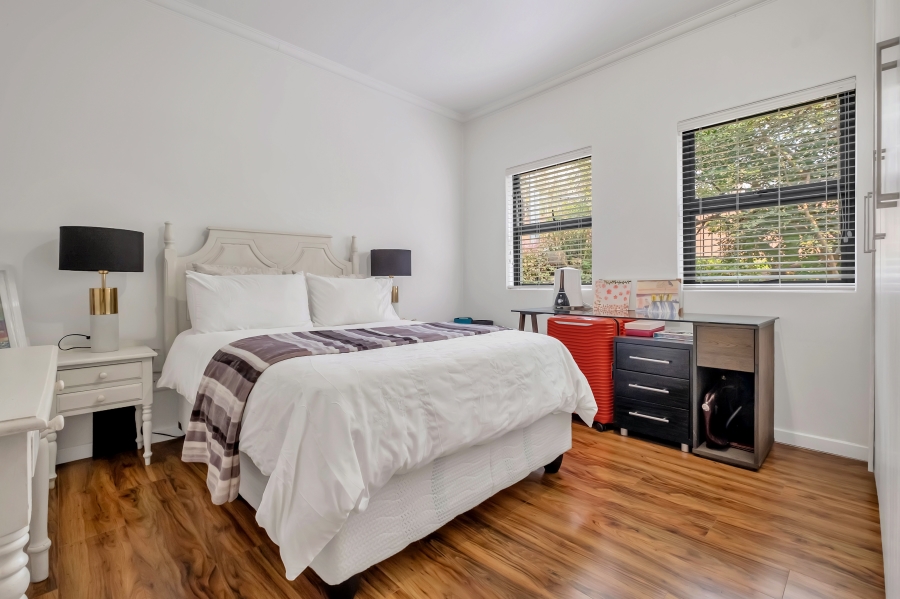 To Let 2 Bedroom Property for Rent in Bryanston Gauteng