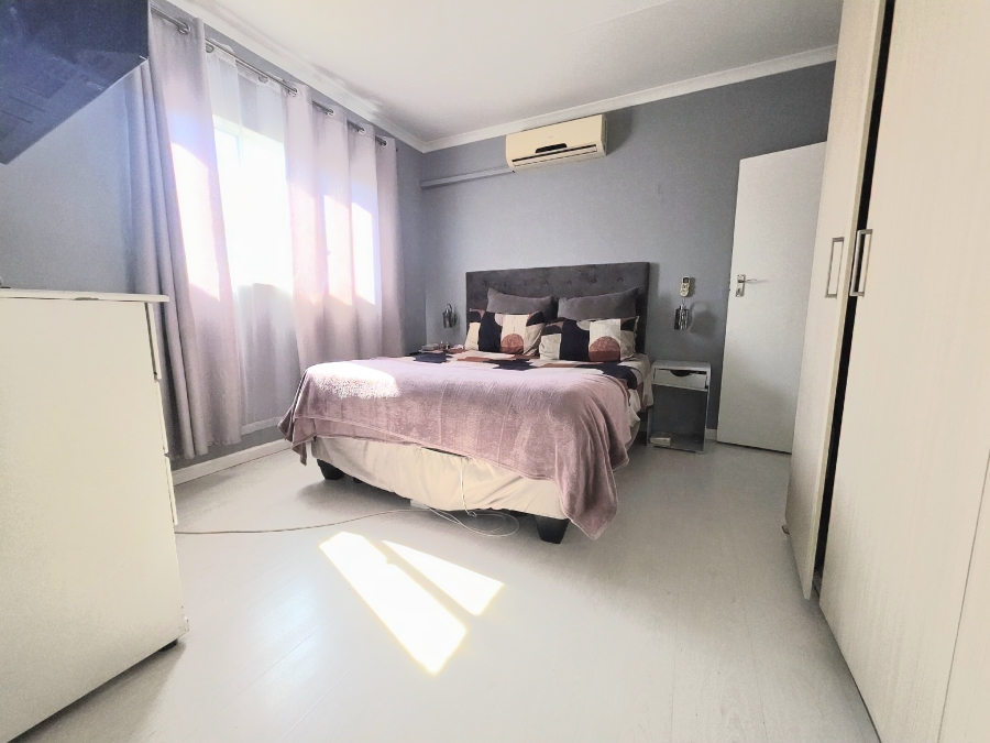 2 Bedroom Property for Sale in Noordwyk Gauteng
