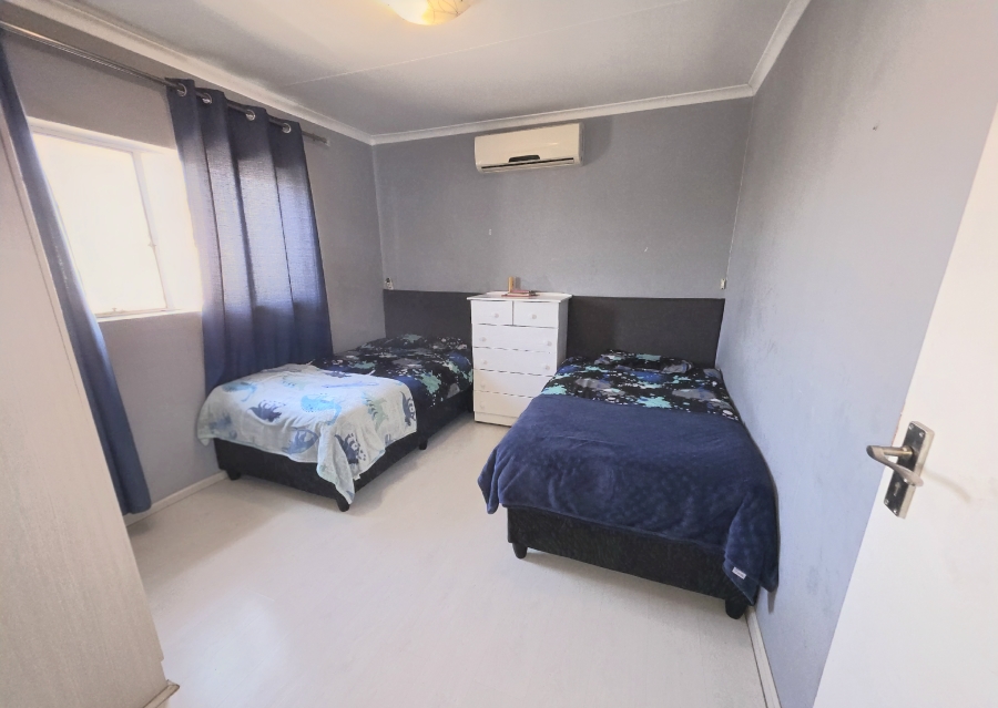2 Bedroom Property for Sale in Noordwyk Gauteng