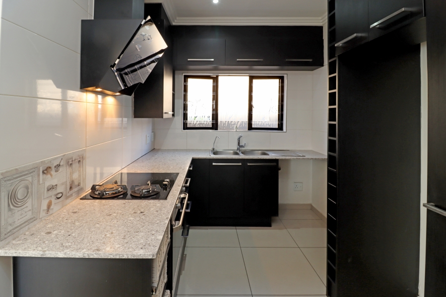 3 Bedroom Property for Sale in Barbeque Downs Gauteng