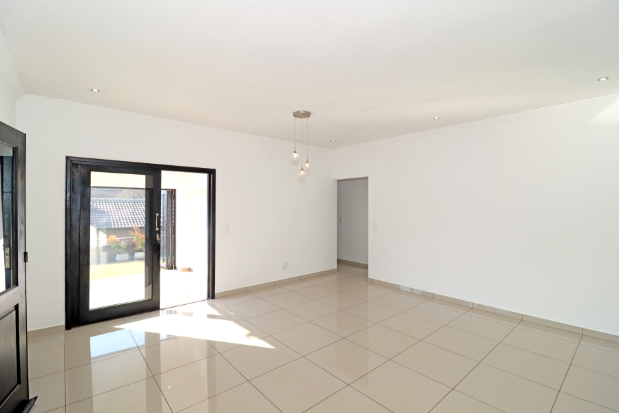 3 Bedroom Property for Sale in Barbeque Downs Gauteng