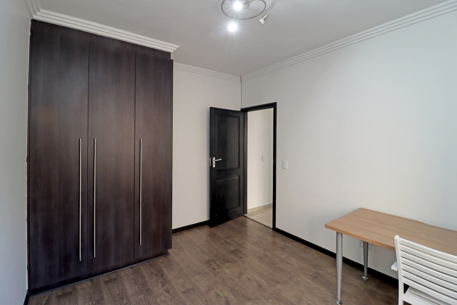 3 Bedroom Property for Sale in Barbeque Downs Gauteng