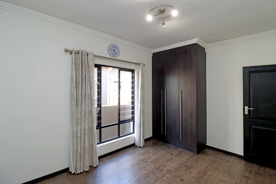 3 Bedroom Property for Sale in Barbeque Downs Gauteng
