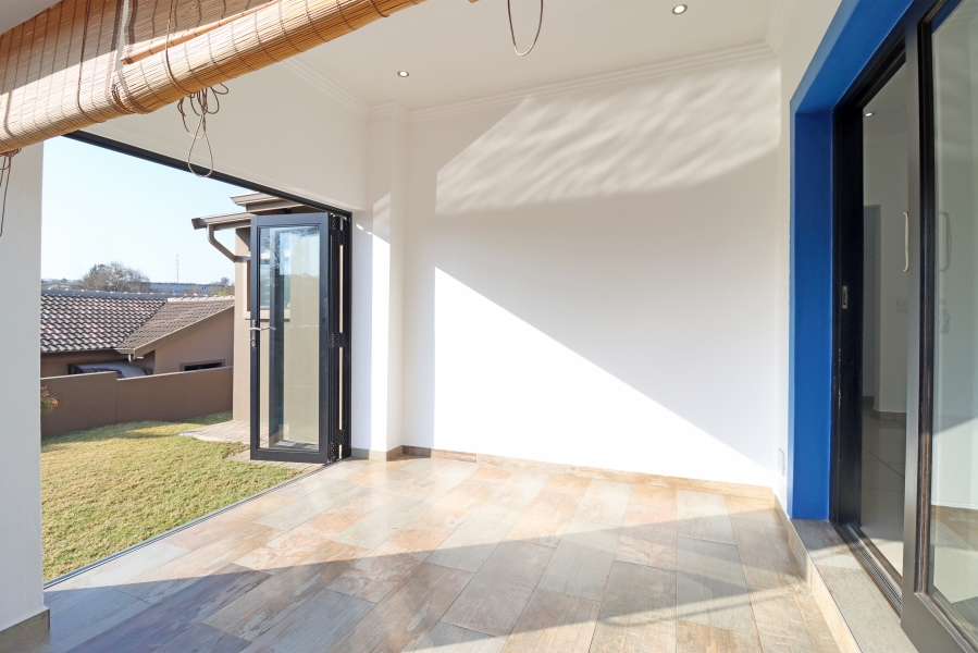 3 Bedroom Property for Sale in Barbeque Downs Gauteng