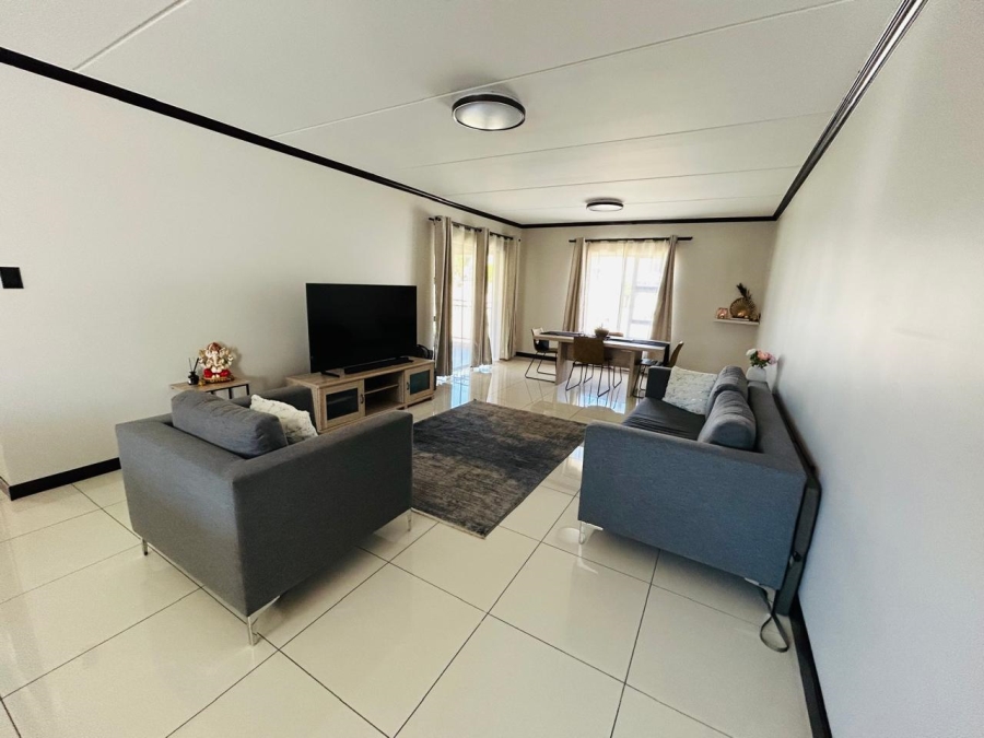 2 Bedroom Property for Sale in Carlswald Gauteng