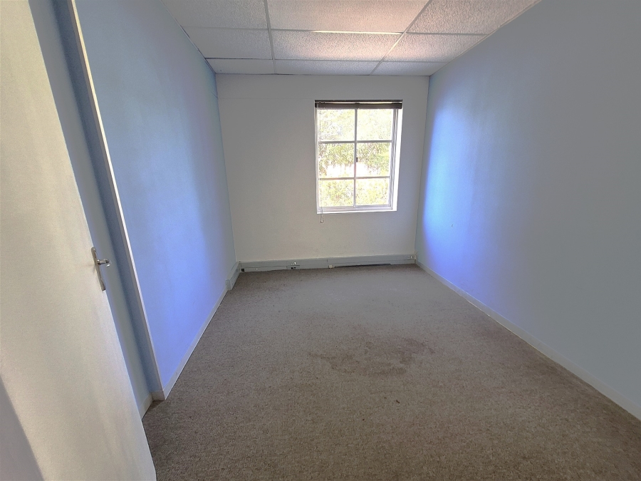 To Let Commercial Property for Rent in Hyde Park Gauteng