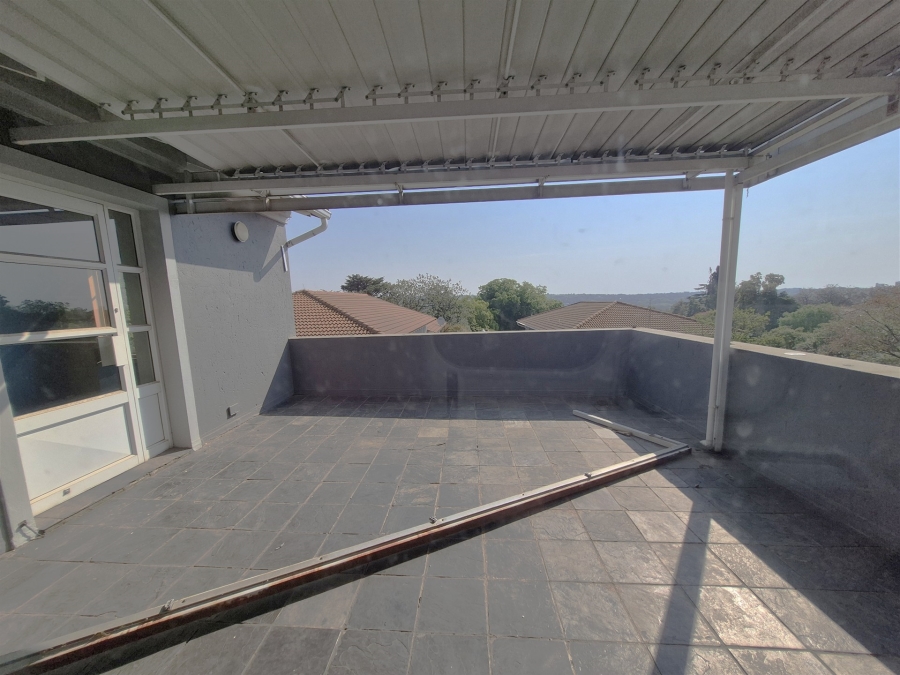 To Let Commercial Property for Rent in Hyde Park Gauteng