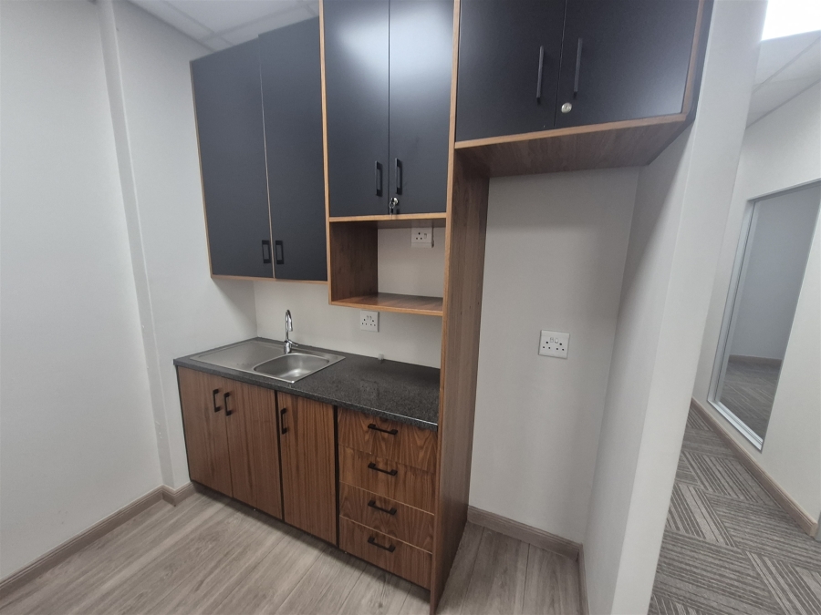 To Let Commercial Property for Rent in Melrose Estate Gauteng