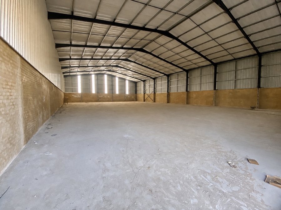 To Let Commercial Property for Rent in Clayville Gauteng