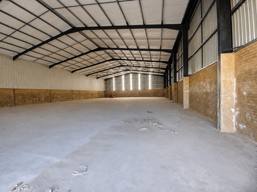 To Let Commercial Property for Rent in Clayville Gauteng