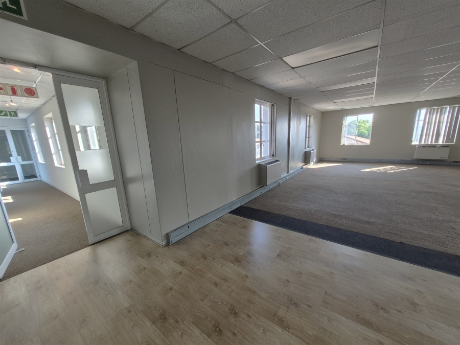 To Let Commercial Property for Rent in Hyde Park Gauteng