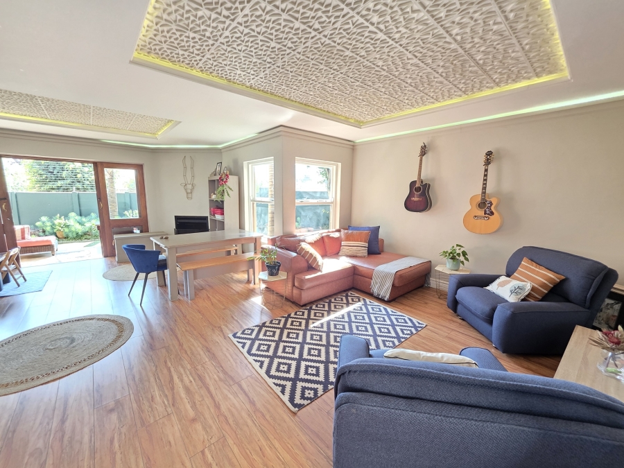 3 Bedroom Property for Sale in Woodhill Estate Gauteng