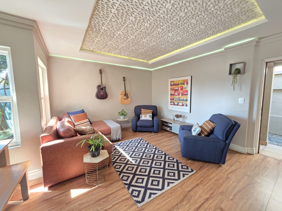 3 Bedroom Property for Sale in Woodhill Estate Gauteng