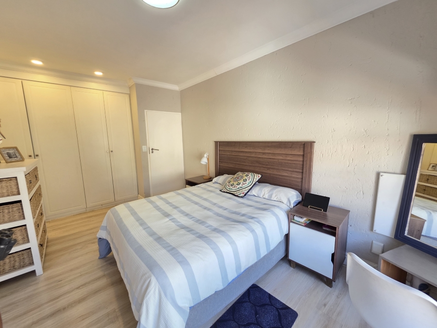 3 Bedroom Property for Sale in Woodhill Estate Gauteng