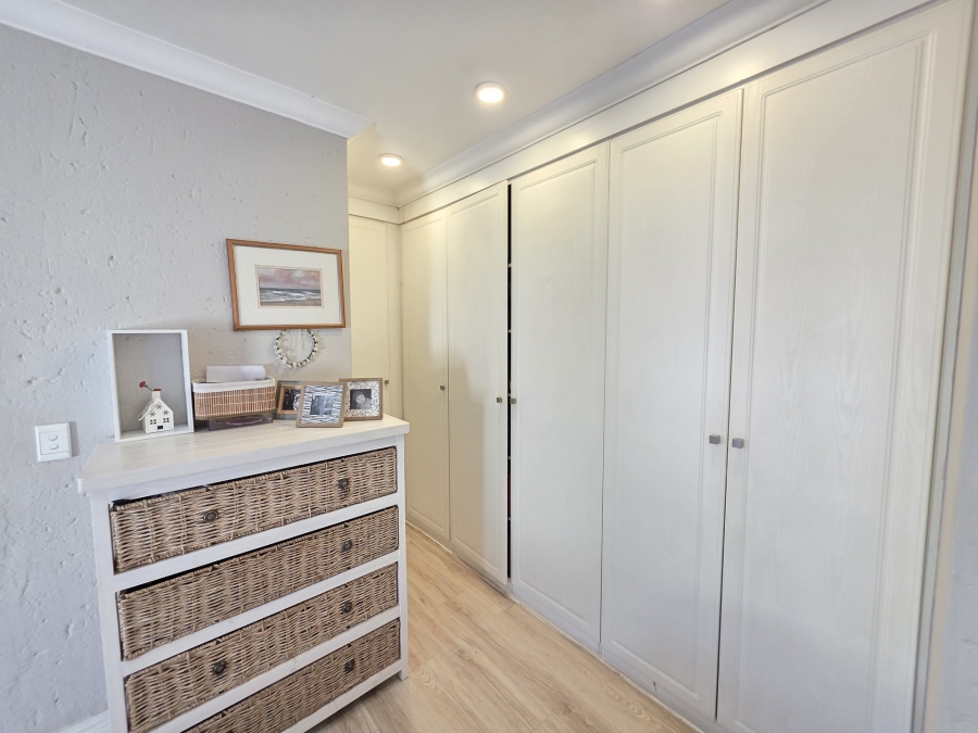 3 Bedroom Property for Sale in Woodhill Estate Gauteng