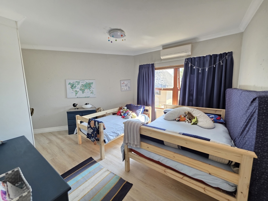 3 Bedroom Property for Sale in Woodhill Estate Gauteng