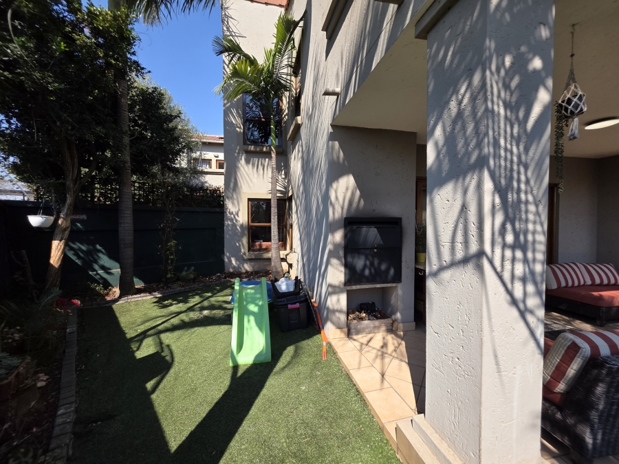 3 Bedroom Property for Sale in Woodhill Estate Gauteng
