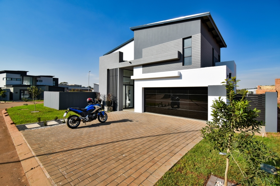 4 Bedroom Property for Sale in Fountainbrook Estate Gauteng