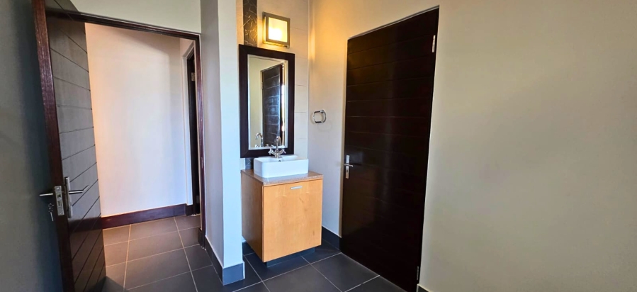 2 Bedroom Property for Sale in Midstream Estate Gauteng